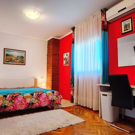 Apartman Ladybird PUY 외부 사진