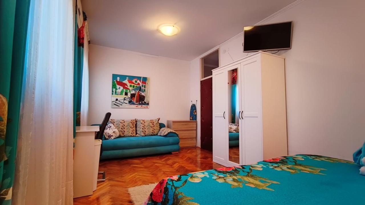 Apartman Ladybird PUY 외부 사진
