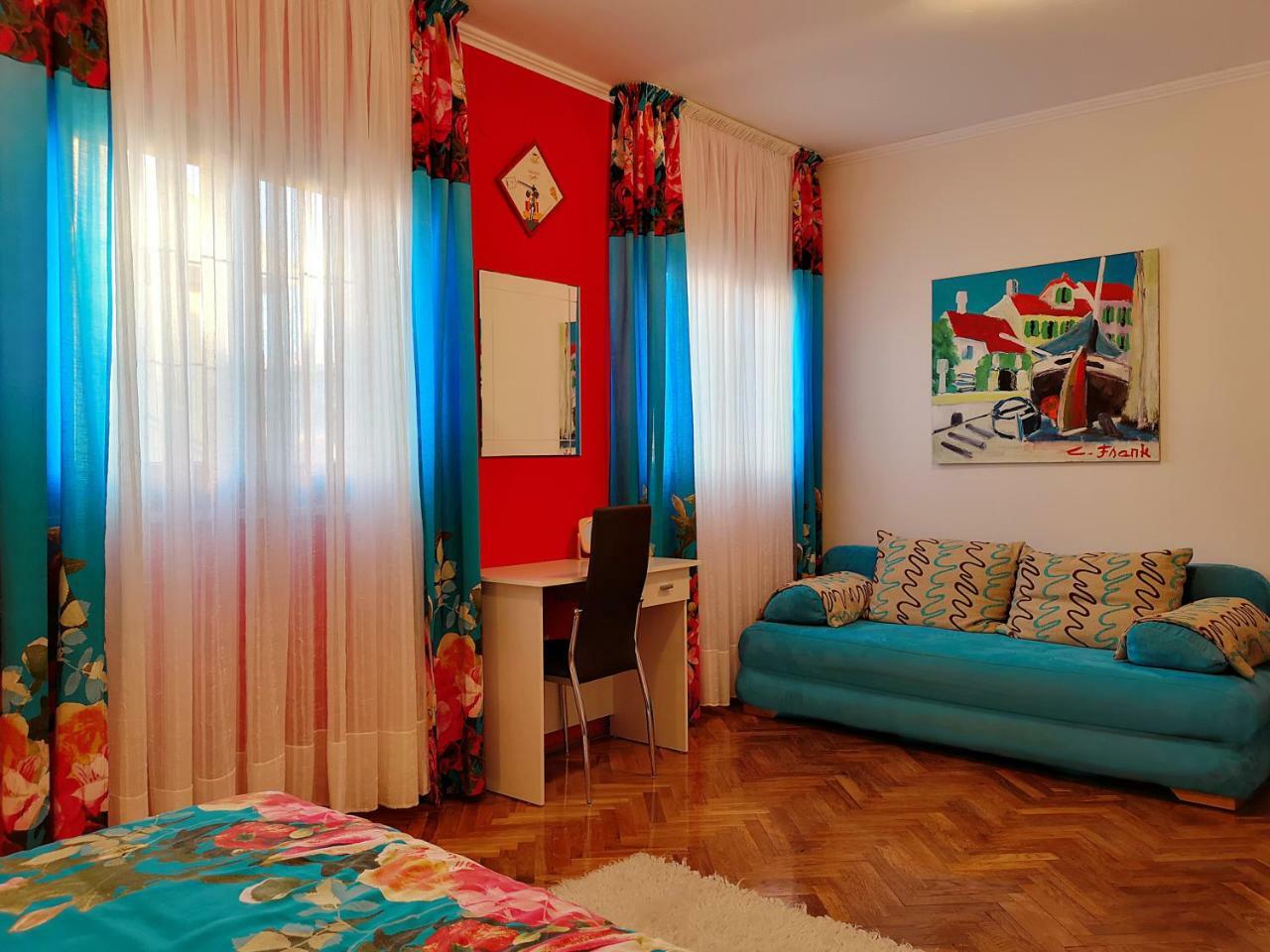 Apartman Ladybird PUY 외부 사진